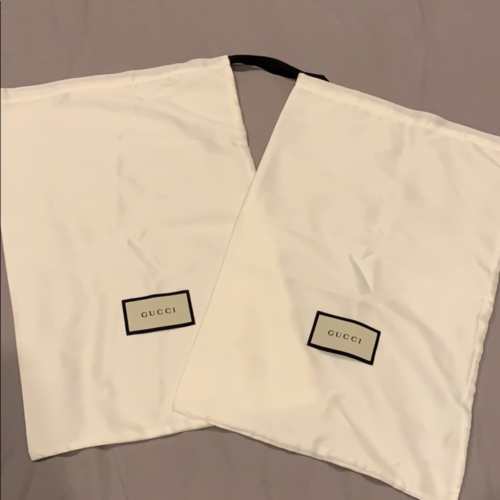 1 Gucci dust bag 17.5X11